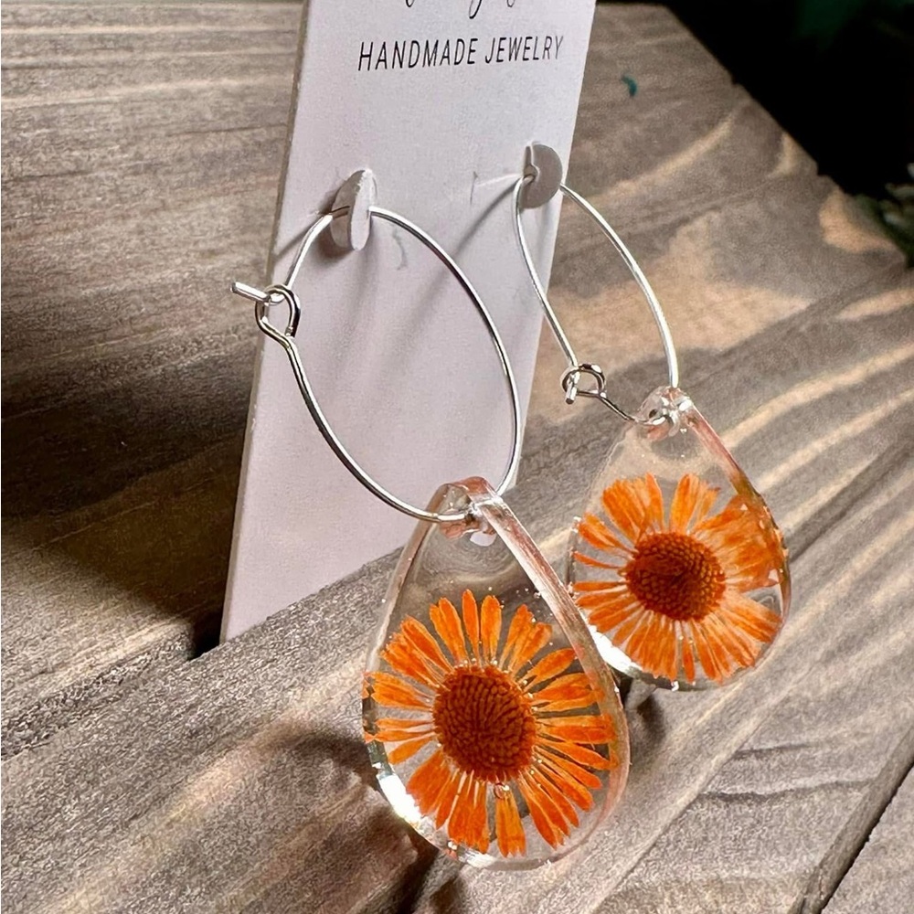 Hand Crafted Orange Floral Earrings -resin